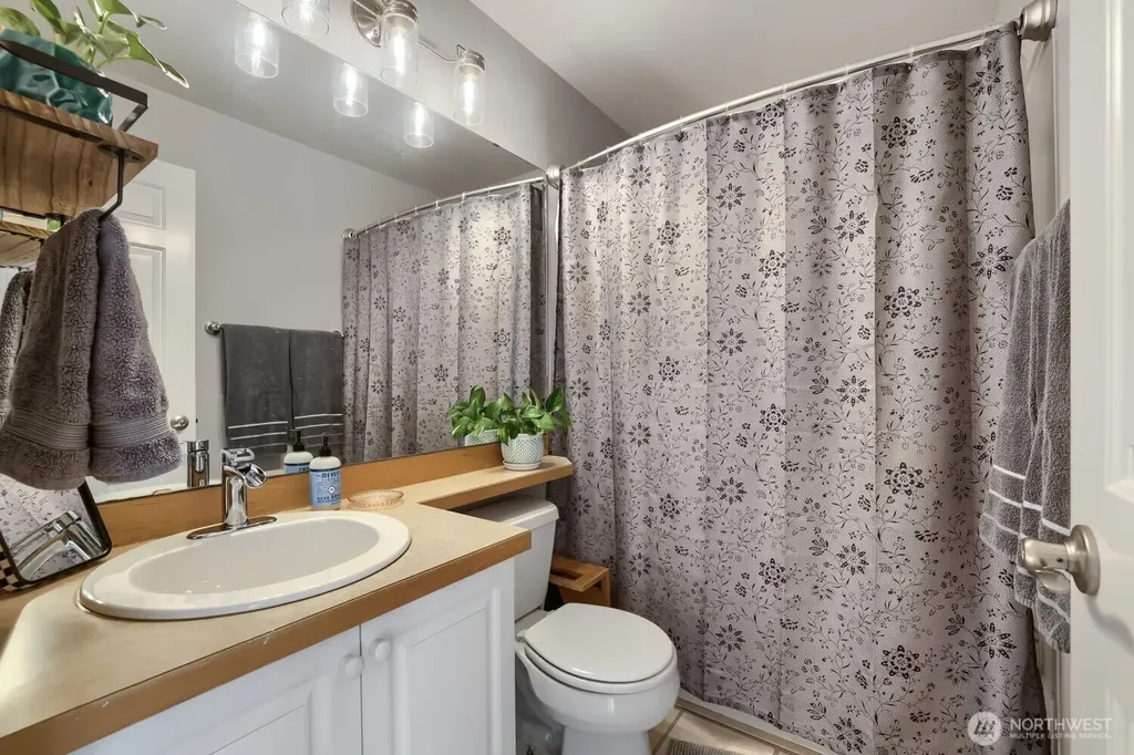 11913 NE 163rd Place Bothell WA 98011