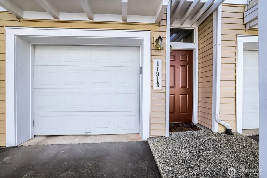 11913 NE 163rd Place Bothell WA 98011