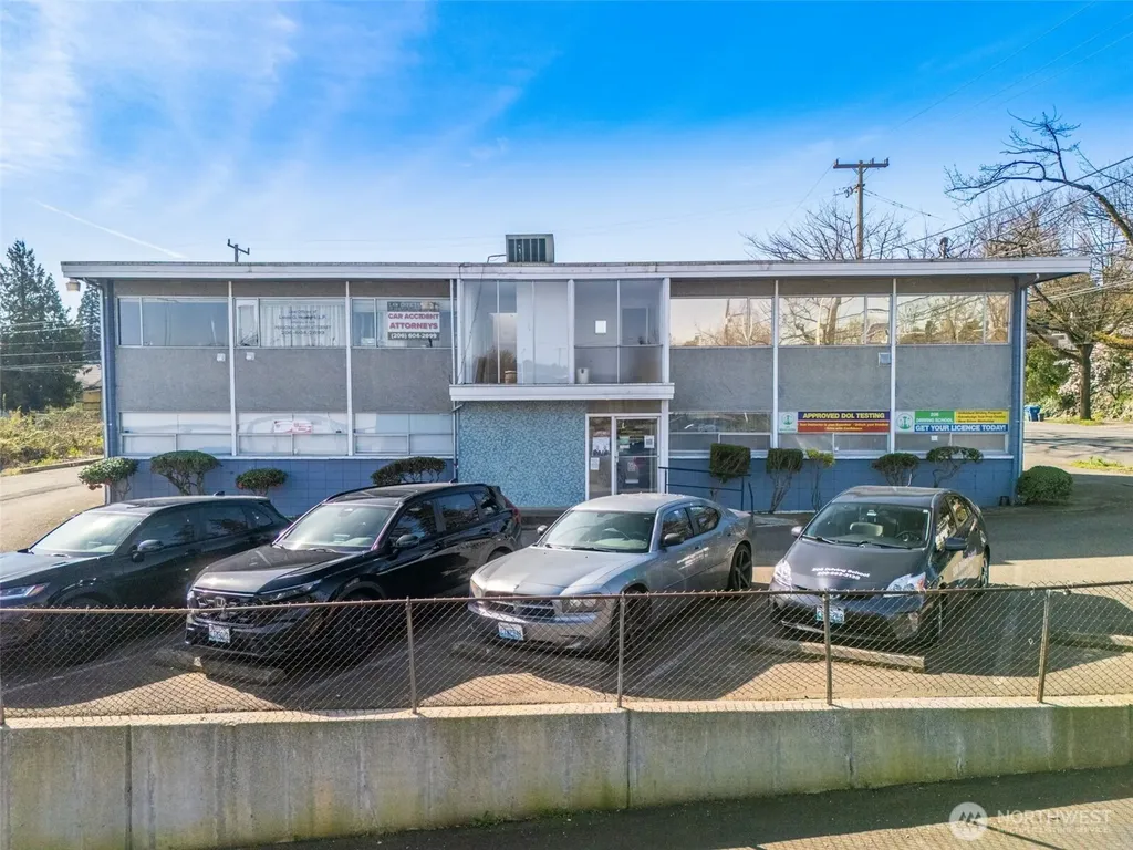 9040 Rainier Avenue S Seattle WA 98118