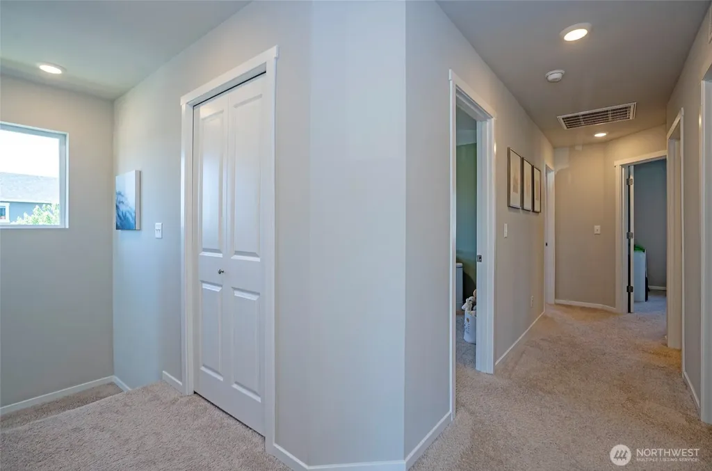 18703 108th Avenue E Puyallup WA 98374