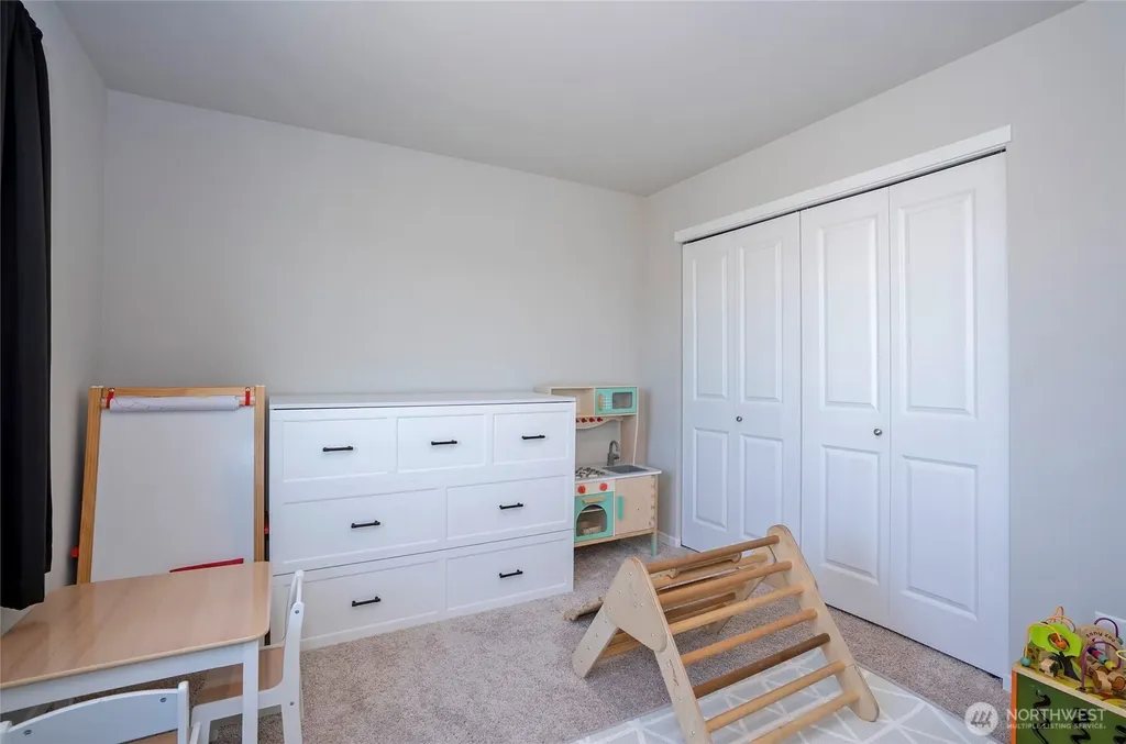 18703 108th Avenue E Puyallup WA 98374