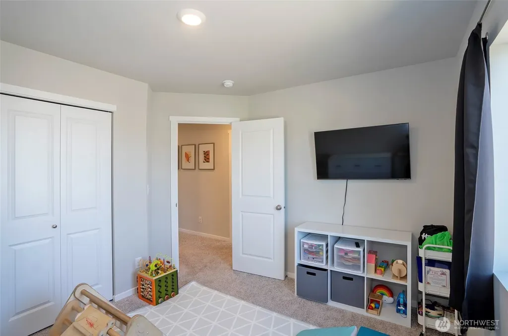 18703 108th Avenue E Puyallup WA 98374