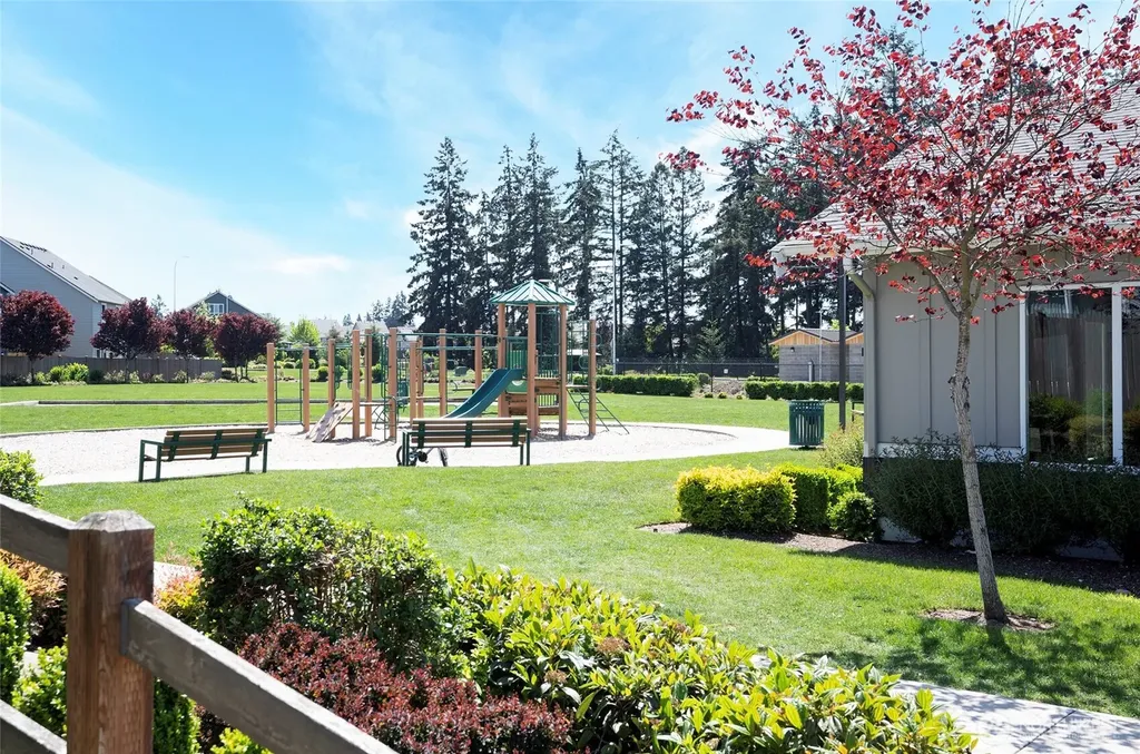 18703 108th Avenue E Puyallup WA 98374
