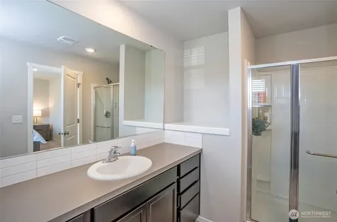 18703 108th Avenue E Puyallup WA 98374