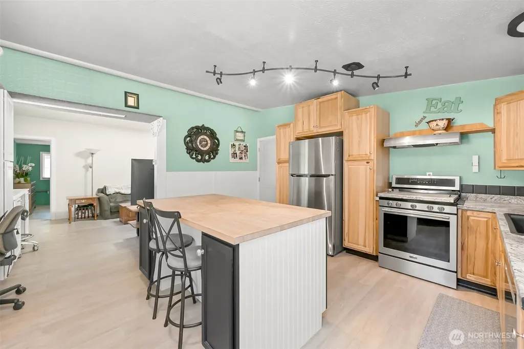 6070 Saxon Road Acme WA 98220