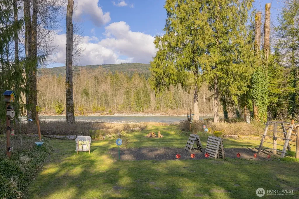 6070 Saxon Road Acme WA 98220