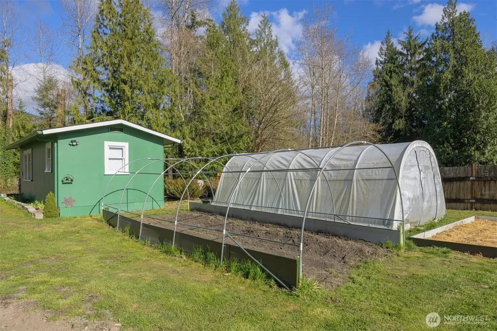 6070 Saxon Road Acme WA 98220