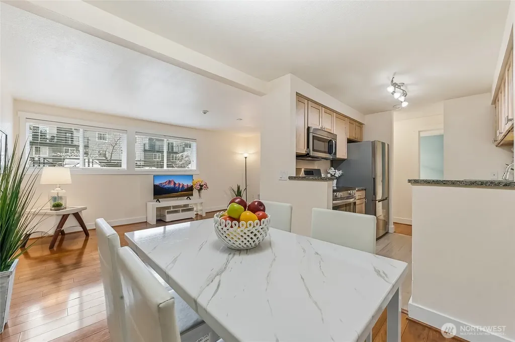 15827 NE Leary Way Redmond WA 98052