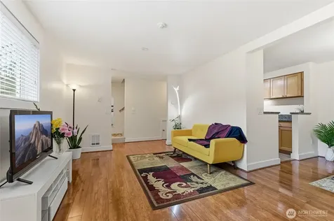 15827 NE Leary Way Redmond WA 98052