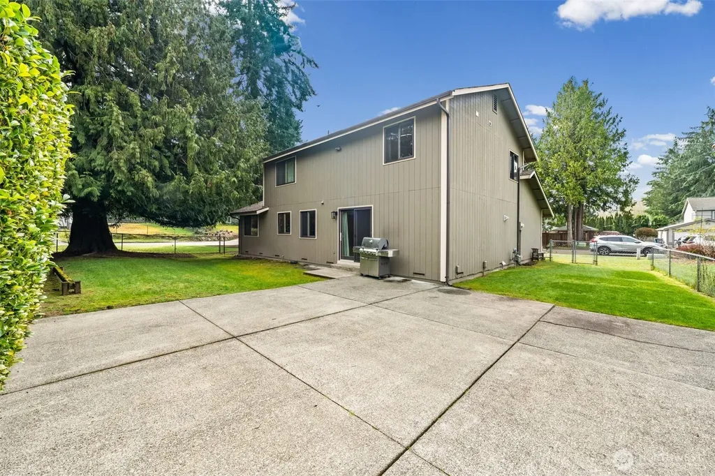 2204 SW 308th Street Federal Way WA 98023