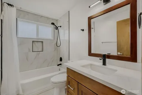 8001 36th Avenue S Seattle WA 98118