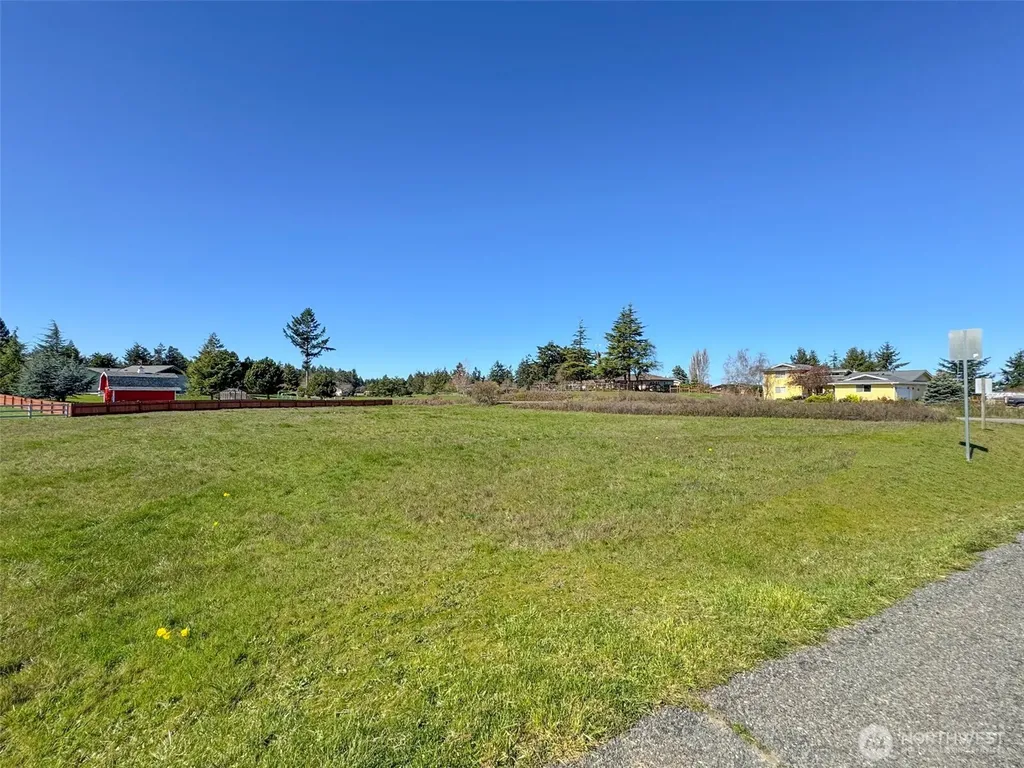 0 Sundial Loop Sequim WA 98382
