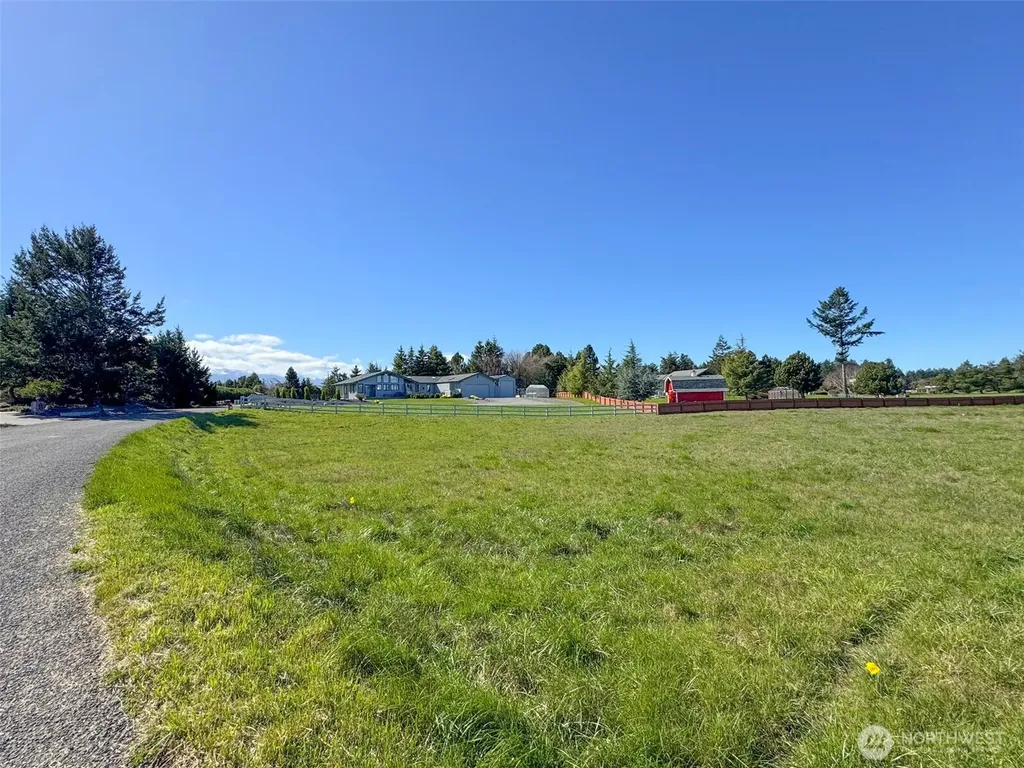 0 Sundial Loop Sequim WA 98382