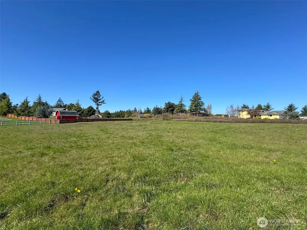 0 Sundial Loop Sequim WA 98382