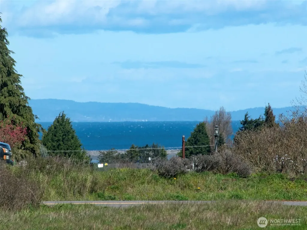 0 Sundial Loop Sequim WA 98382