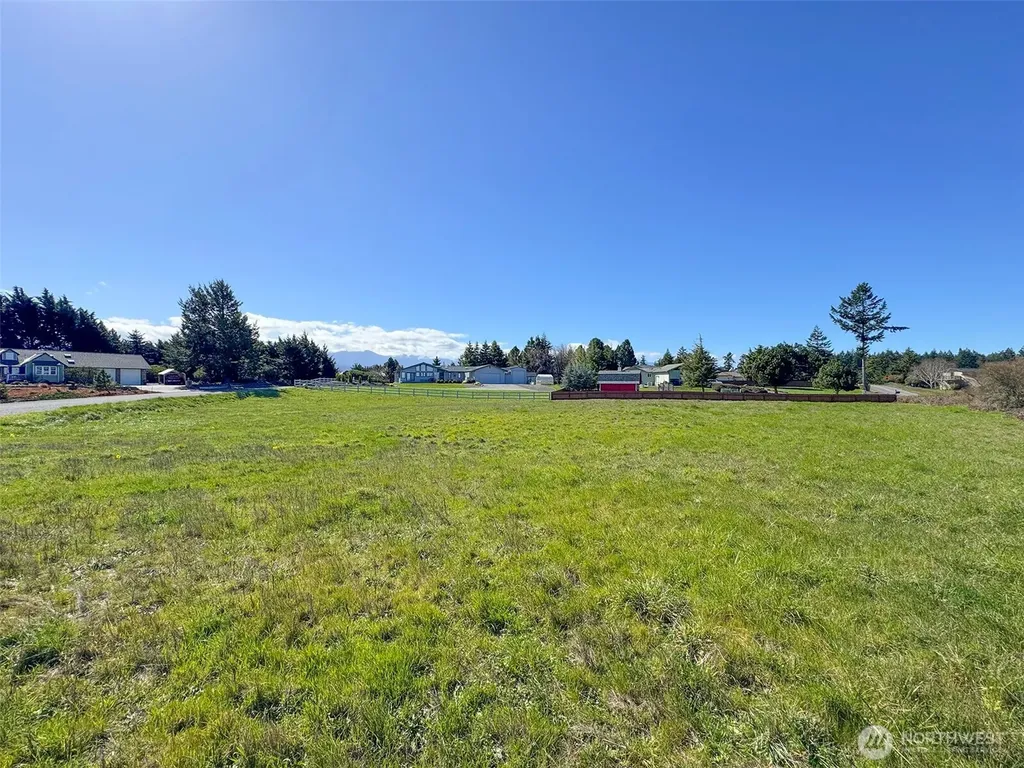 0 Sundial Loop Sequim WA 98382
