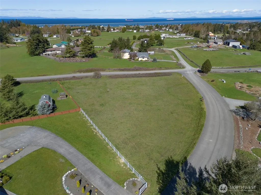 0 Sundial Loop Sequim WA 98382