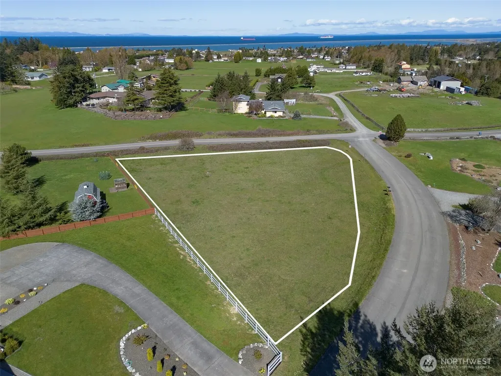 0 Sundial Loop Sequim WA 98382