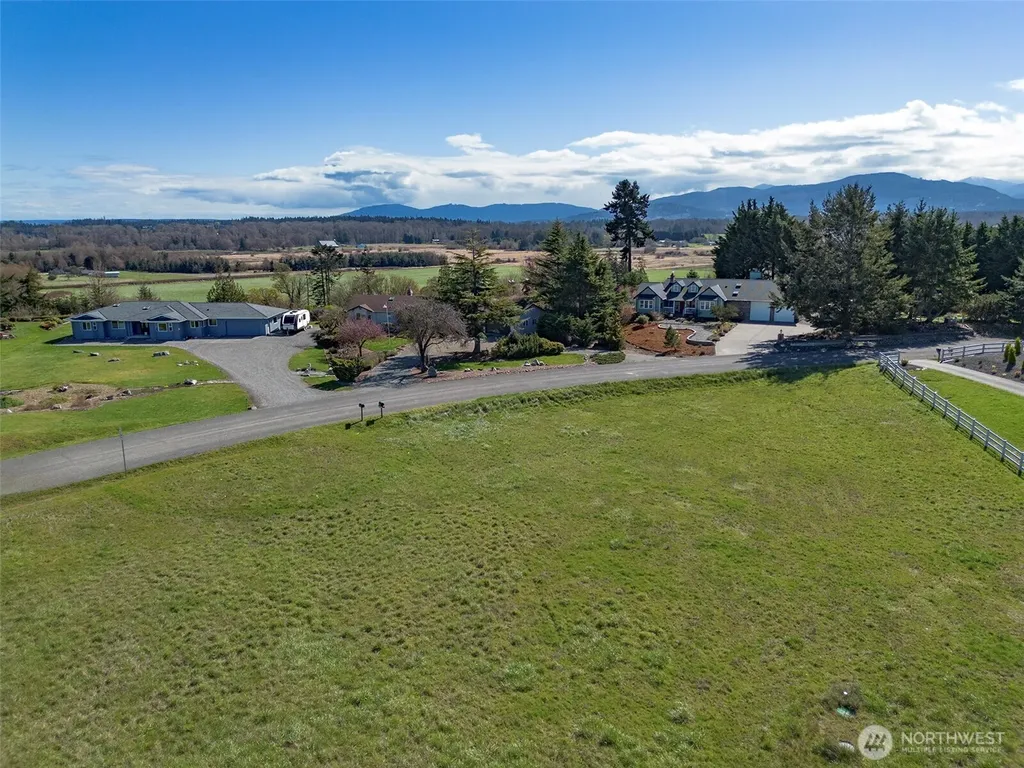 0 Sundial Loop Sequim WA 98382