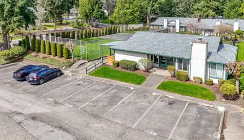 527 323rd Place Federal Way WA 98003