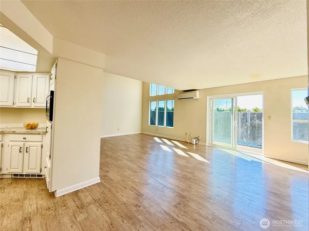 743 Marine View Drive Longview WA 98632