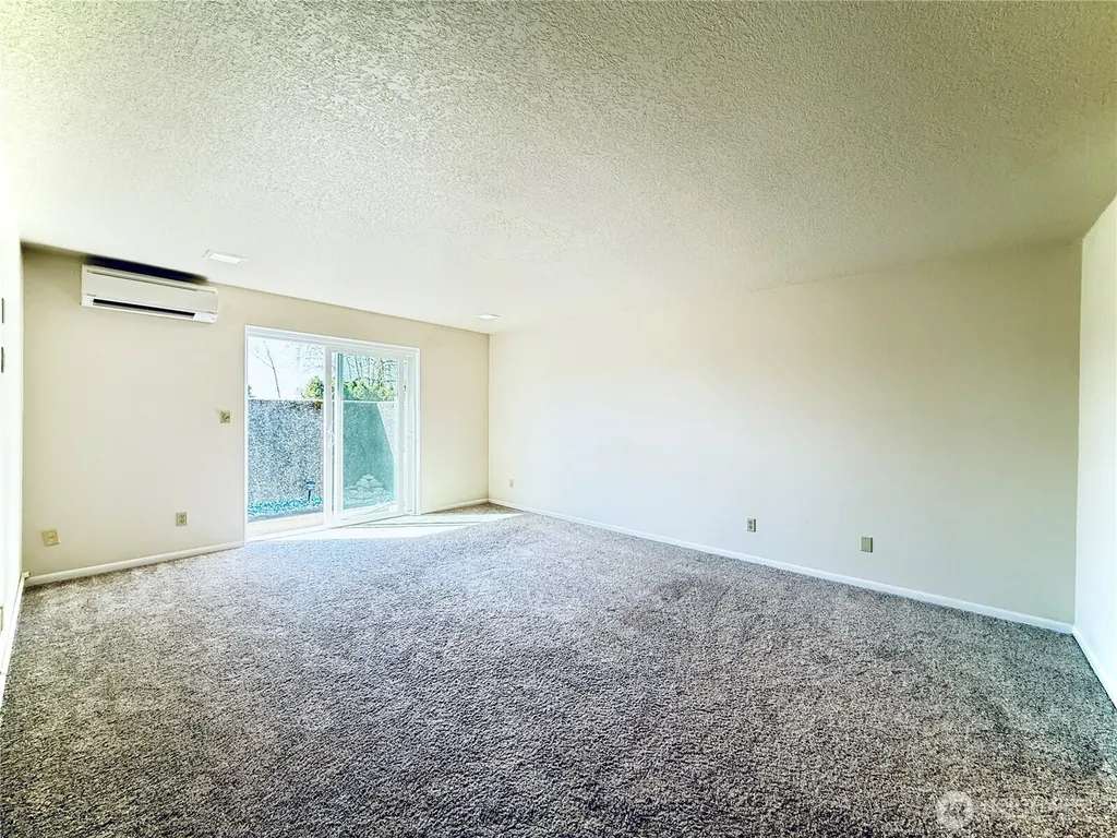 743 Marine View Drive Longview WA 98632