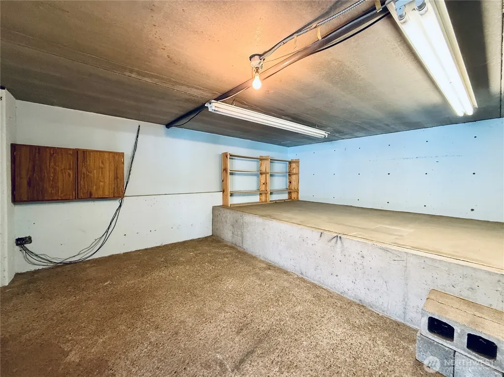 743 Marine View Drive Longview WA 98632