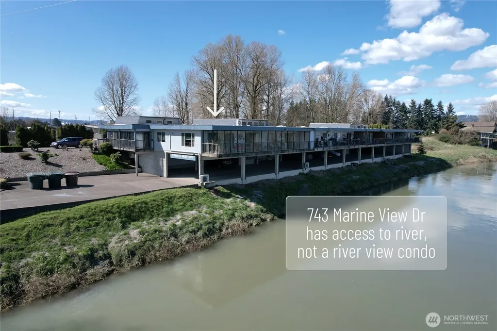 743 Marine View Drive Longview WA 98632