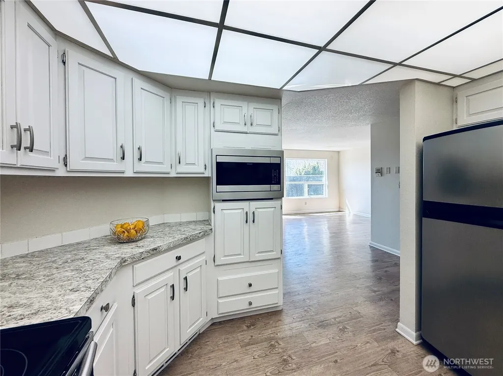 743 Marine View Drive Longview WA 98632
