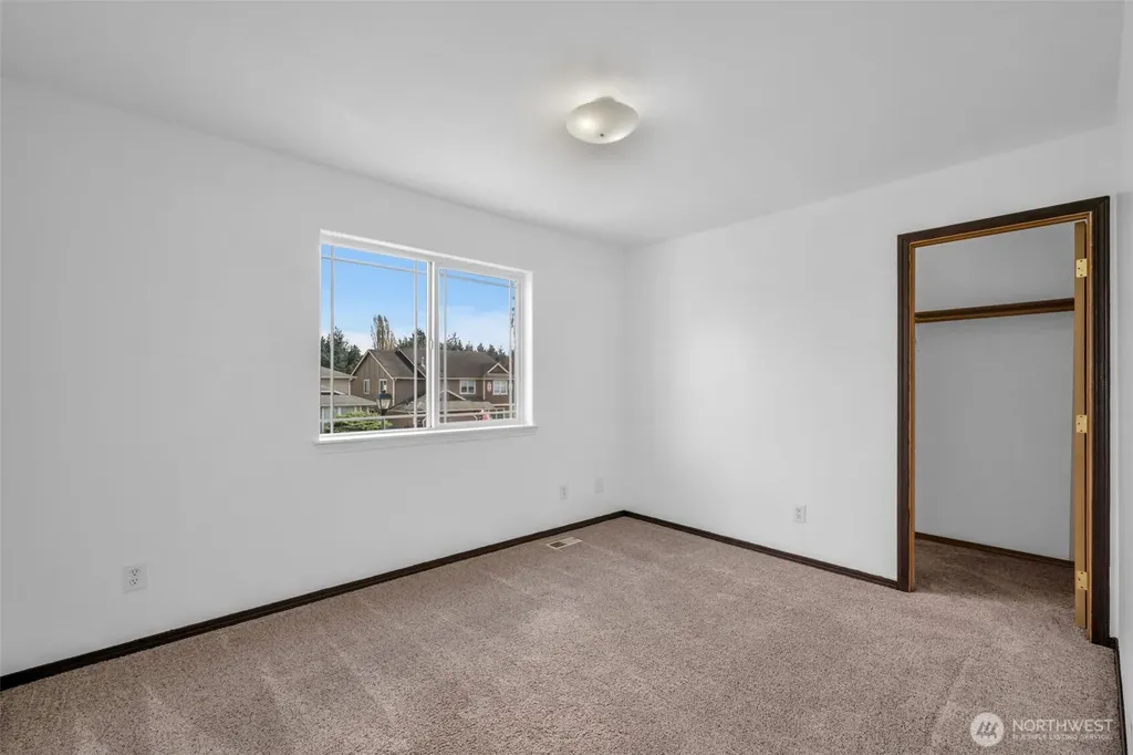 13308 108th Avenue E Puyallup WA 98374