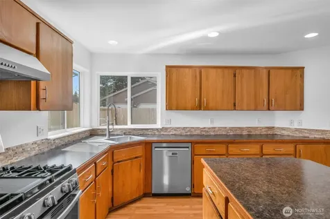 13308 108th Avenue E Puyallup WA 98374