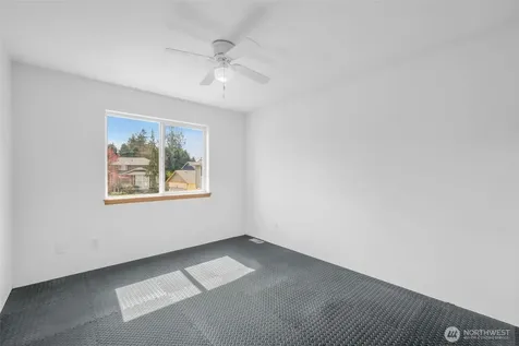 13308 108th Avenue E Puyallup WA 98374