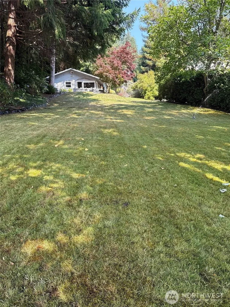 6602 Cromwell Beach Drive NW Gig Harbor WA 98335