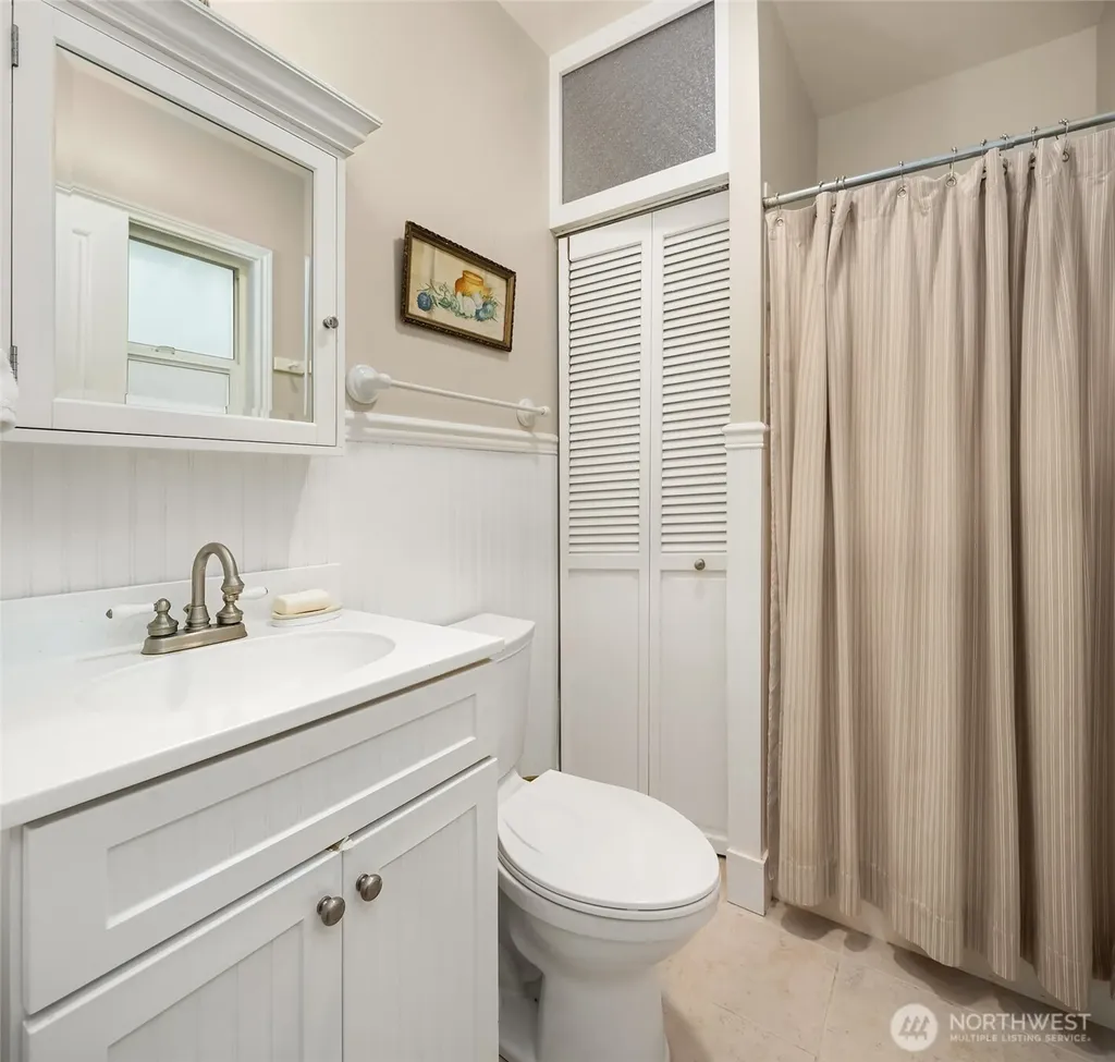 6602 Cromwell Beach Drive NW Gig Harbor WA 98335