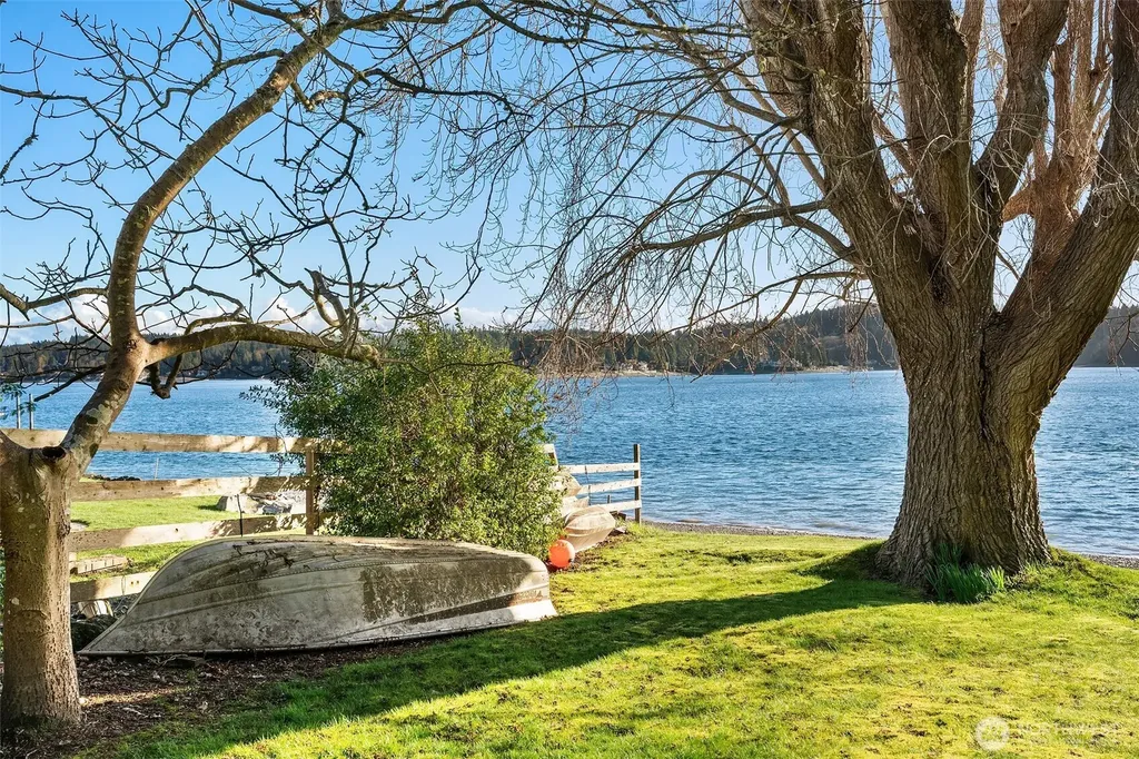 6602 Cromwell Beach Drive NW Gig Harbor WA 98335