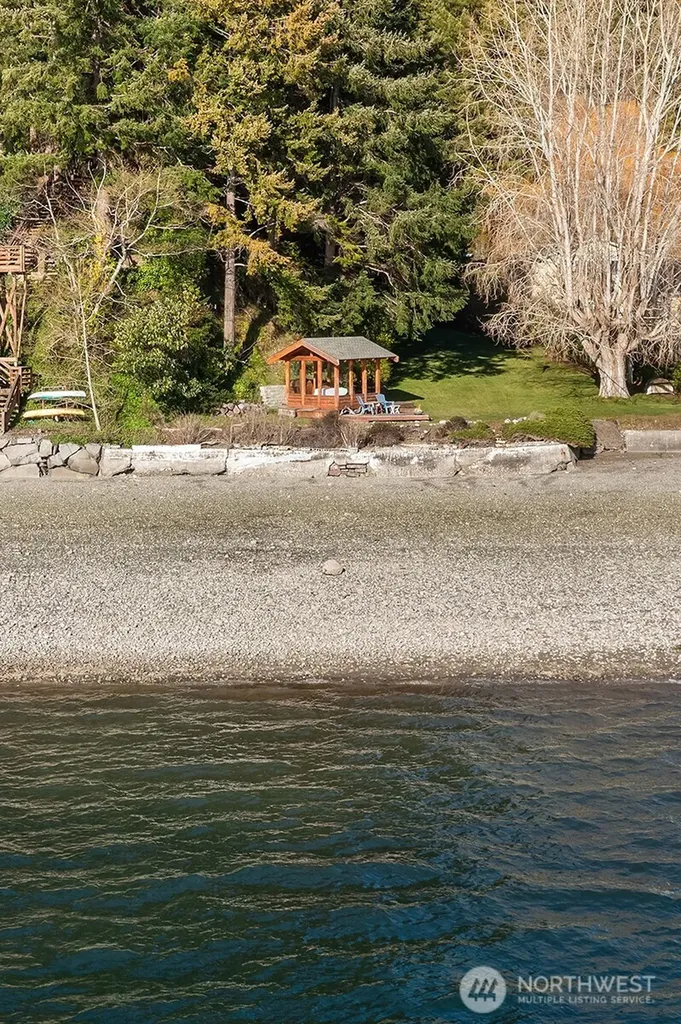 6602 Cromwell Beach Drive NW Gig Harbor WA 98335