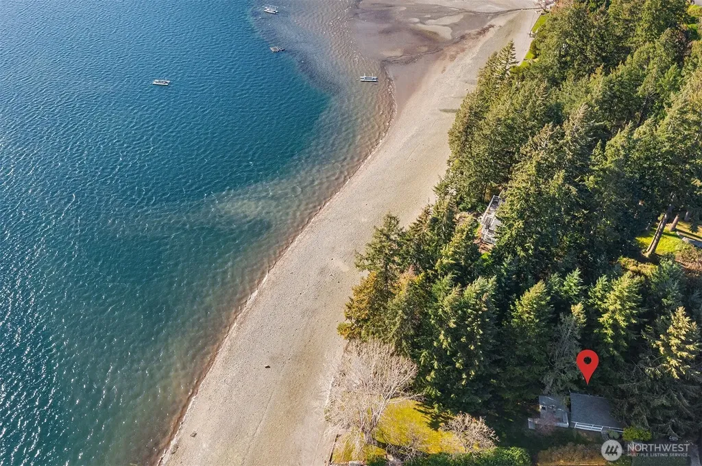 6602 Cromwell Beach Drive NW Gig Harbor WA 98335