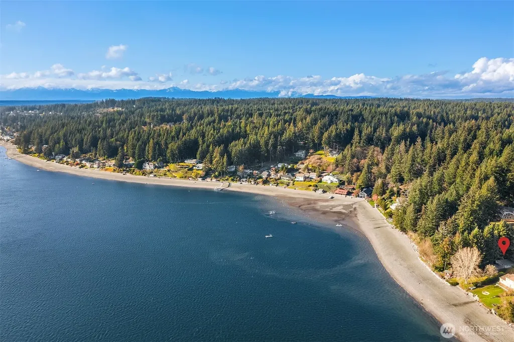 6602 Cromwell Beach Drive NW Gig Harbor WA 98335