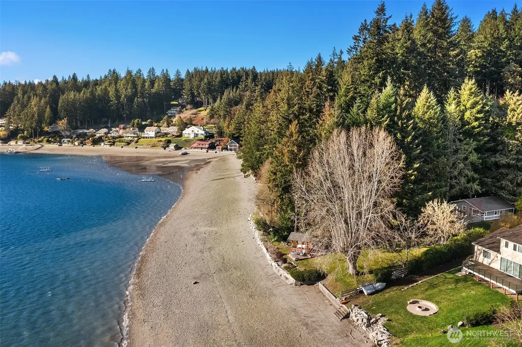 6602 Cromwell Beach Drive NW Gig Harbor WA 98335