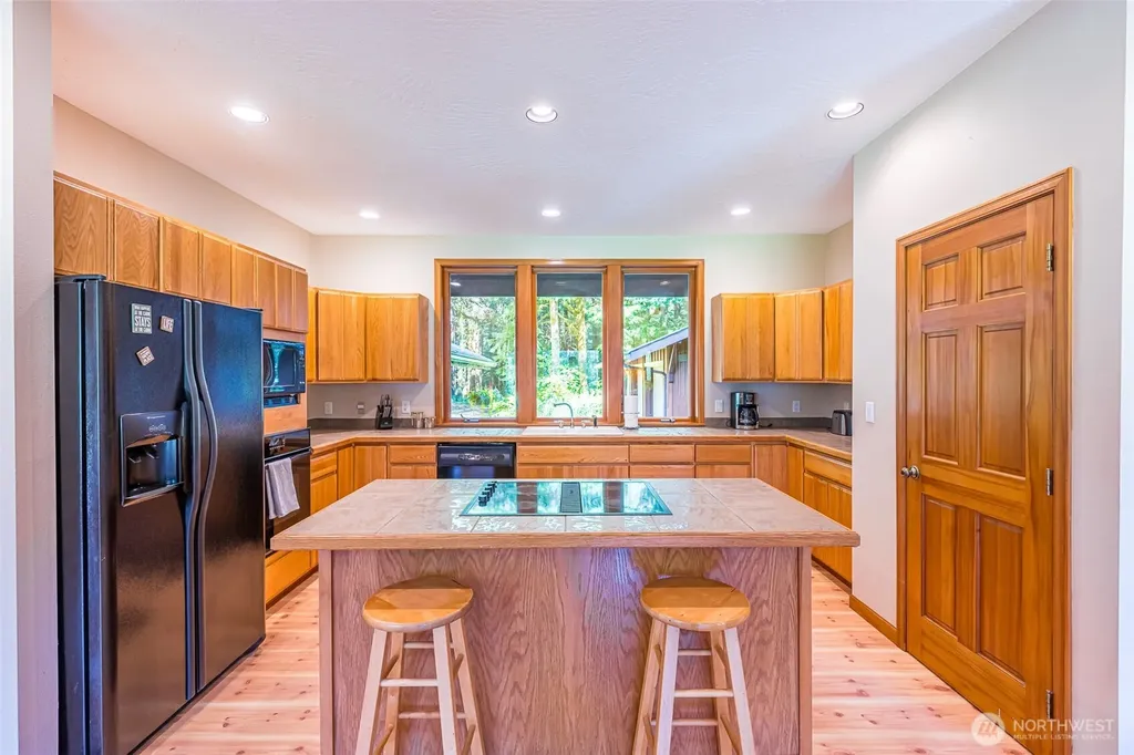173 Pleasant Meadows Beaver WA 98305