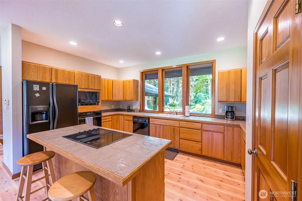 173 Pleasant Meadows Beaver WA 98305