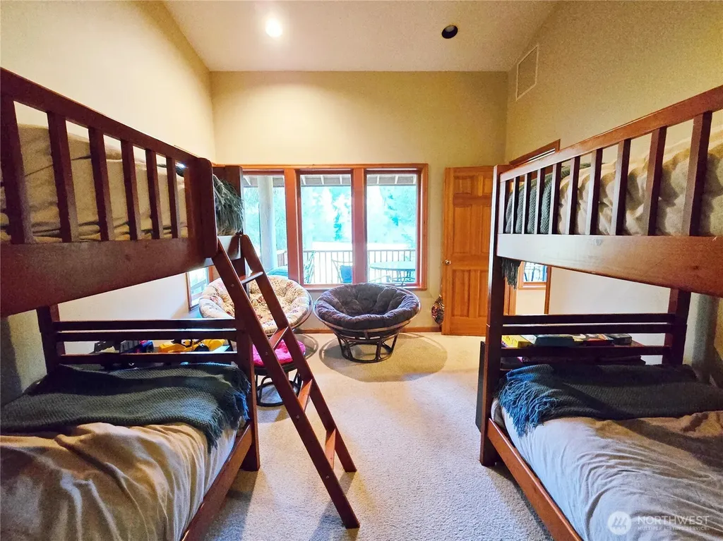 173 Pleasant Meadows Beaver WA 98305