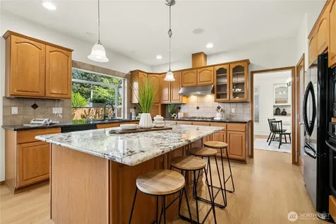 4617 144th Place SE Snohomish WA 98296