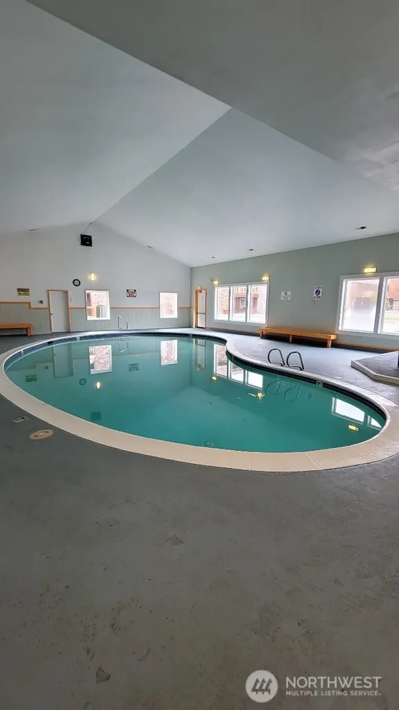 304 14th Street NW Long Beach WA 98631