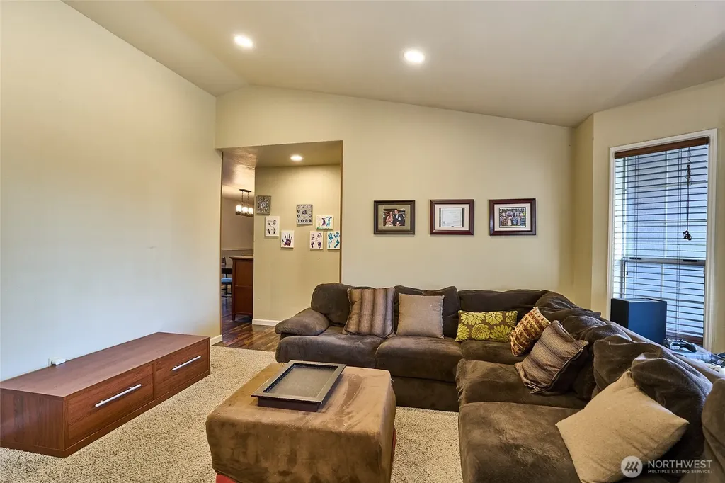 10417 190th Avenue Ct E Bonney Lake WA 98391