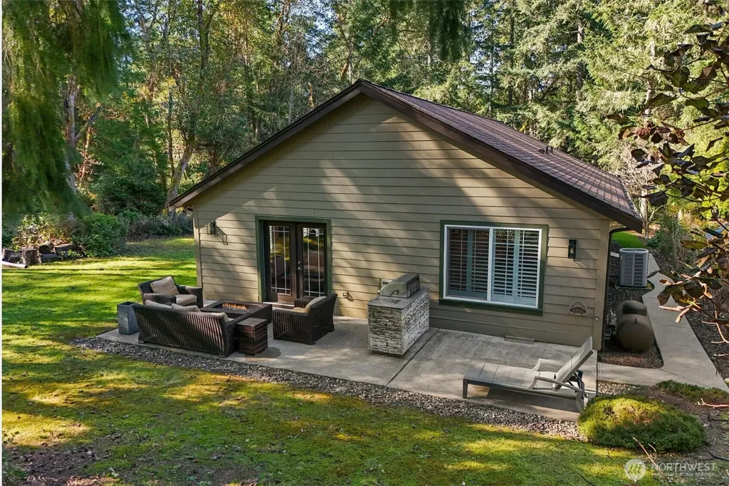 10315 Riviera Drive Anderson Island WA 98303