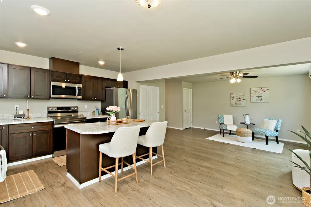 6422 198th Street E Spanaway WA 98387