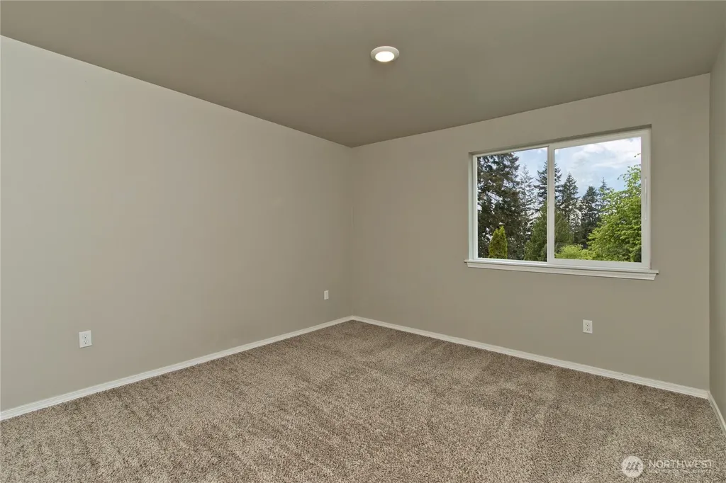 6422 198th Street E Spanaway WA 98387