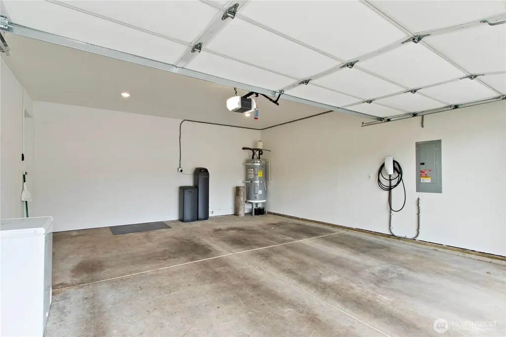 6422 198th Street E Spanaway WA 98387