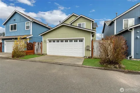704 29th Avenue SE Puyallup WA 98374